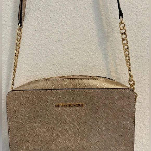 Michael Kors Gold Crossbody Bag with Chain Detail - Picture 6 of 7